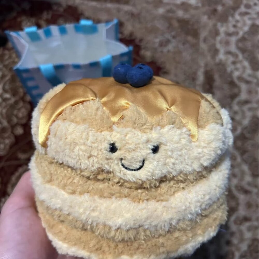 RARE and brand new Jellycat Diner NYC EXCLUSIVE Fran Pancake - Picture 5 of 5